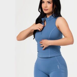 LIMITED EDITION ACTIVEWEAR SET.